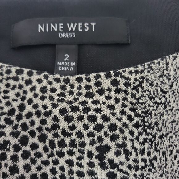 NINE West "Concrete Jungle" Sheath Dress Size 2 - Picture 7 of 7